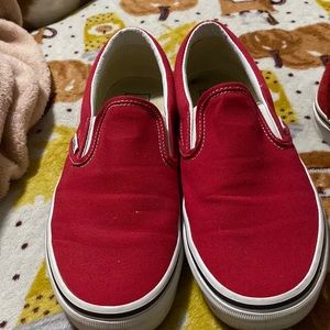 Women’s or men’s vans size 9.5(w) and 8(m). Red. Like new .